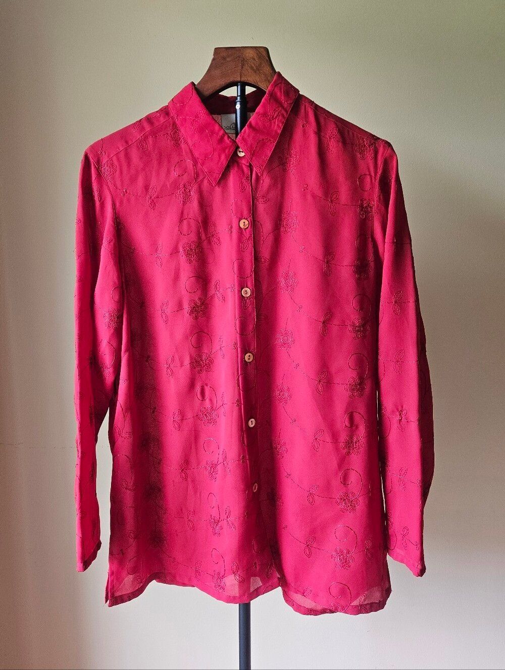 Villager By Liz Claiborne Bright Red Sheer Button Front Blouse Size Medium